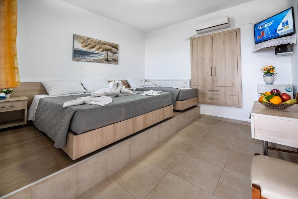Springs Petronas Apartment Archangelos  Exterior foto