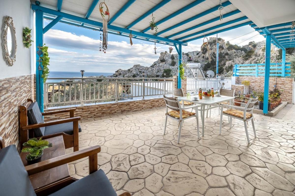 Springs Petronas Apartment Archangelos  Exterior foto